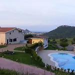 Tenuta Su Vrau بوسادا