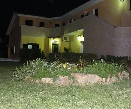 Летний дом Tenuta Su Vrau