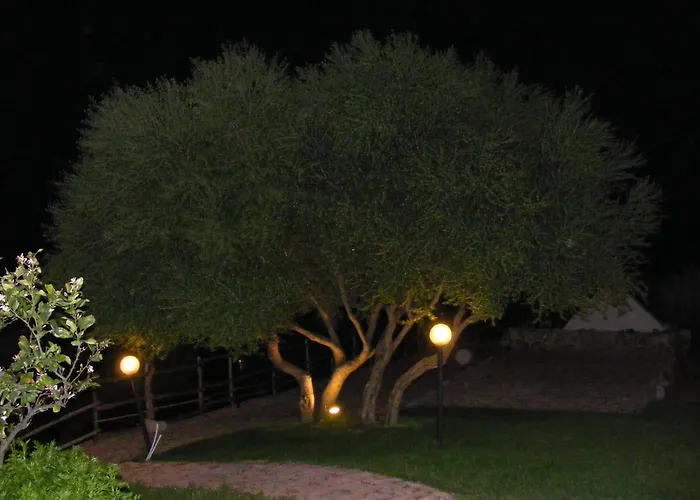 Landhuis Tenuta Su Vrau Posada (Sardinia)