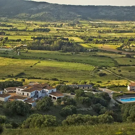 Landhaus Tenuta Su Vrau Posada (Sardinia)